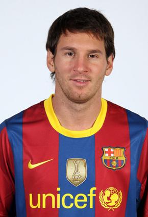 ميسي يكمل عامه الـ12 في برشلونة‏
